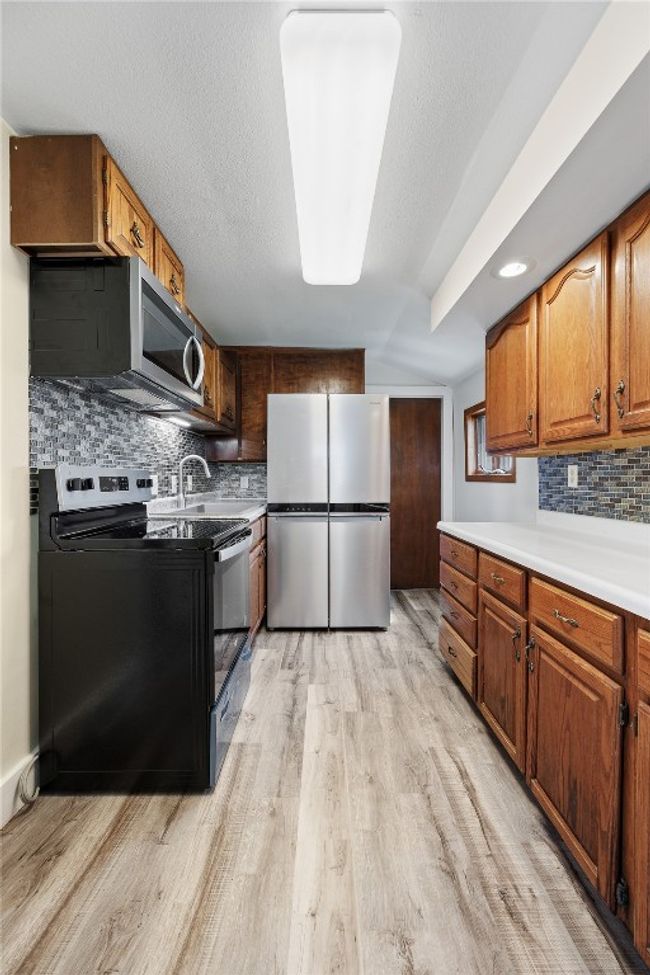 401 7 Th Ave, House other with 3 bedrooms, 2 bathrooms and null parking in Clarence IA | Image 17