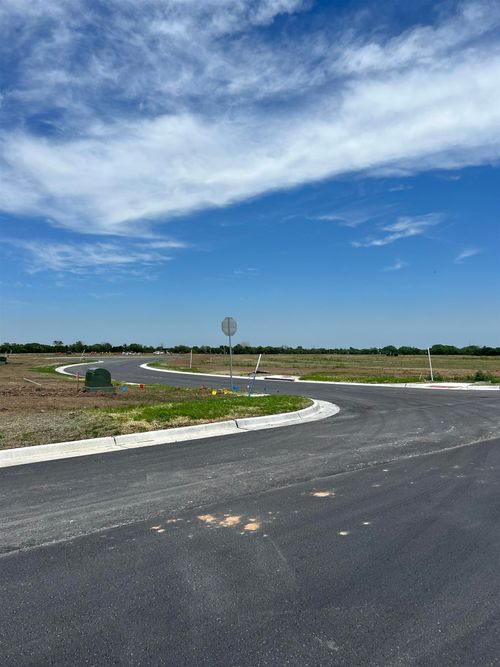 1533 N Garnet Ln, Mulvane, KS, 67110 | Card Image