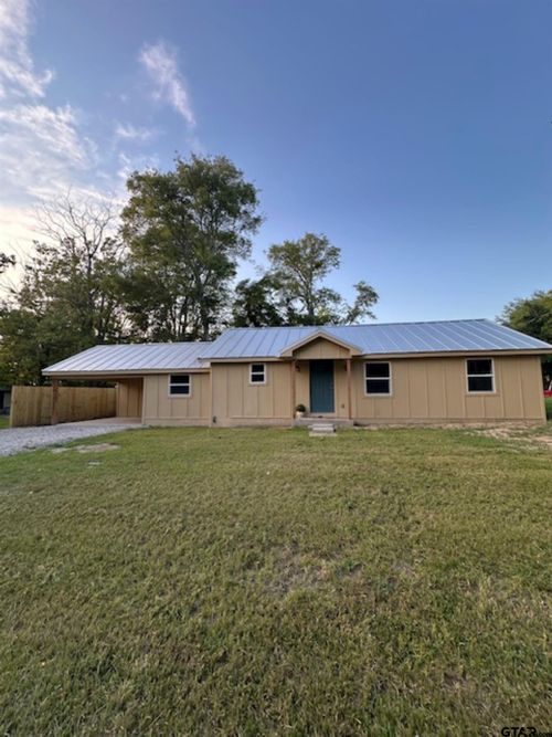 149 E Iowa St, Van, TX, 75790-2929 | Card Image