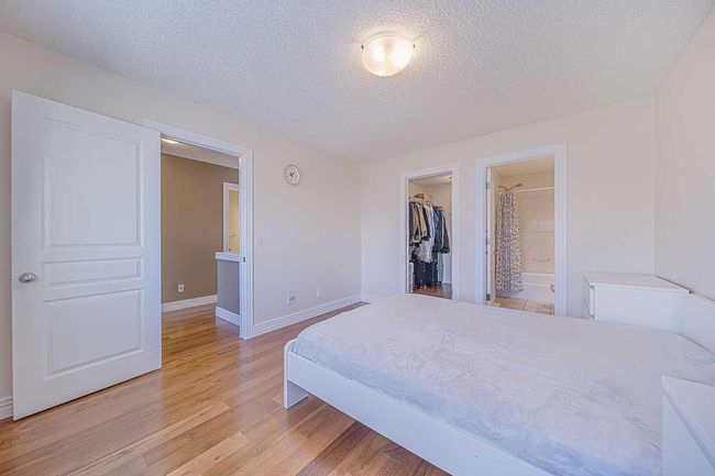 84 Bridleridge Manor Sw, Home with 3 bedrooms, 2 bathrooms and 1 parking in Calgary AB | Image 27