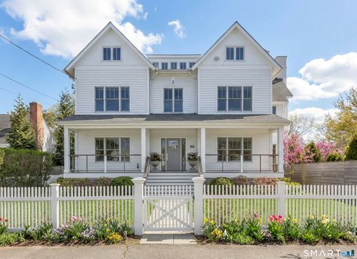 598 S Benson Rd, Fairfield, CT, 06824-6945 | Card Image