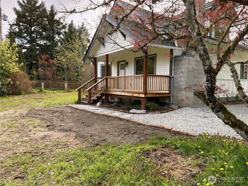 10802 Eatonville Hwy E, Eatonville, WA, 98328-9337 | Card Image