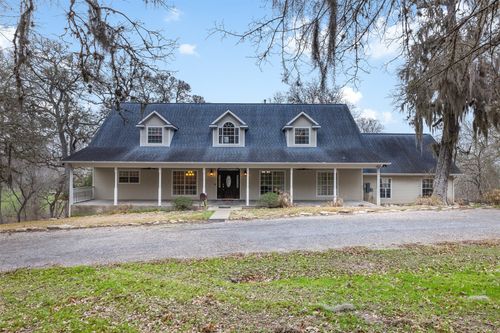 601 Country Club Ct, La Grange, TX, 78945-5710 | Card Image