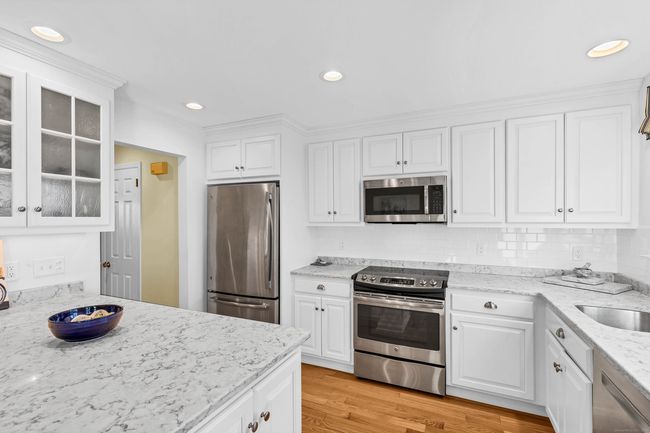 118 - 118 Sandy Point Rd, Condo with 2 bedrooms, 2 bathrooms and 2 parking in Old Saybrook CT | Image 12