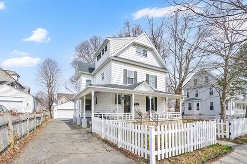 16 Washington Ave, Holyoke, MA, 01040-3538 | Card Image