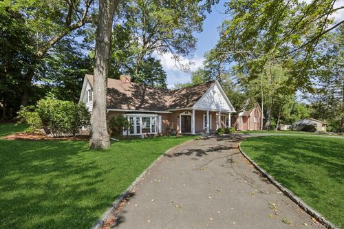 2 Myrtle Ave, Greenwood Lake, NY, 10925-2626 | Card Image