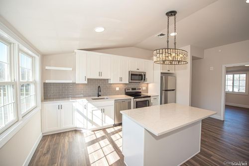 penthouse-1090 New York Avenue, Huntington, NY, 11746 | Card Image