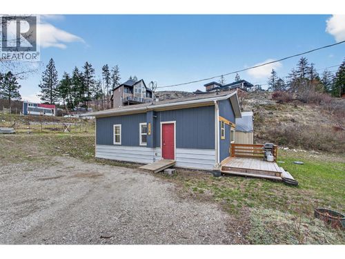 754 Wood Rd, Kelowna, BC, V1Z3V6 | Card Image