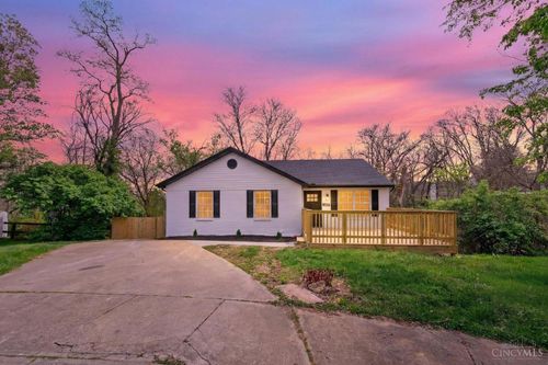 513 Navaho Dr, Loveland, OH, 45140-2734 | Card Image