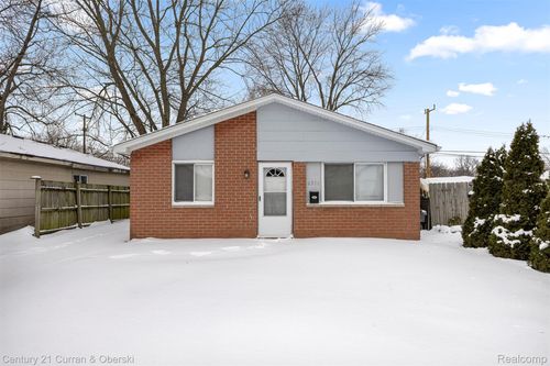 6516 Oak St, Taylor, MI, 48180-1744 | Card Image