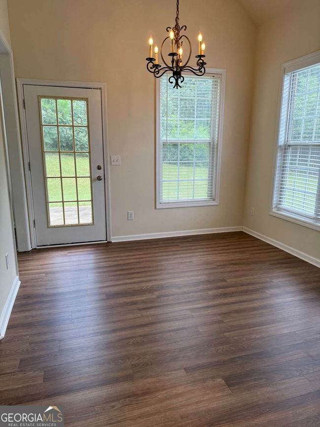 430 Ruby Forest Pkwy, House other with 4 bedrooms, 3 bathrooms and 2 parking in Suwanee GA | Image 15