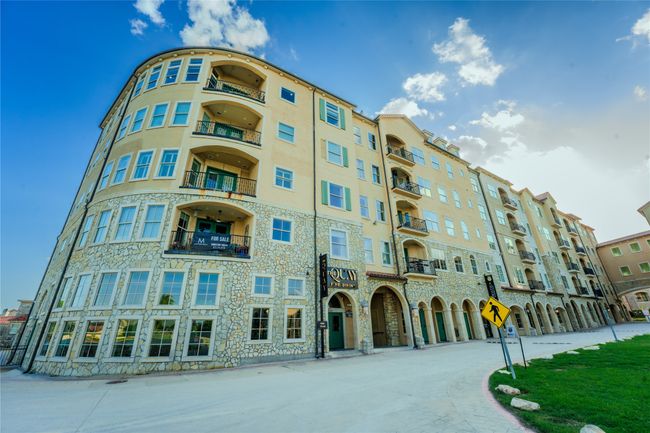 View of apartment building / complex | Image 34