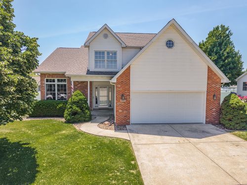 305 Prairieview Dr, Hudson, IL, 61748-7650 | Card Image