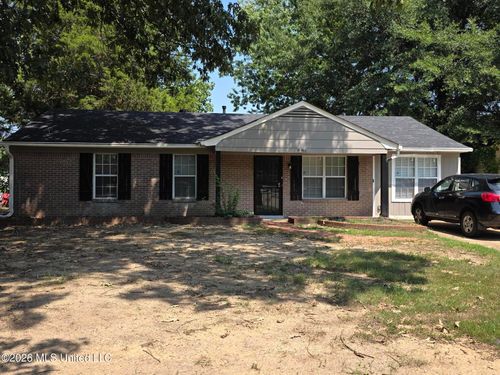 6360 Greenbriar Dr, Horn Lake, MS, 38637-2706 | Card Image