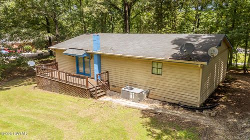 44 Jb Jones Rd, Trenton, TN, 38382-9250 | Card Image