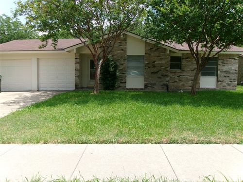 1519 Rambler Rd, Arlington, TX, 76014-1451 | Card Image