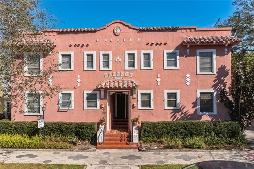 1233 Oak St Ne, ST PETERSBURG, FL, 33701-1238 | Card Image