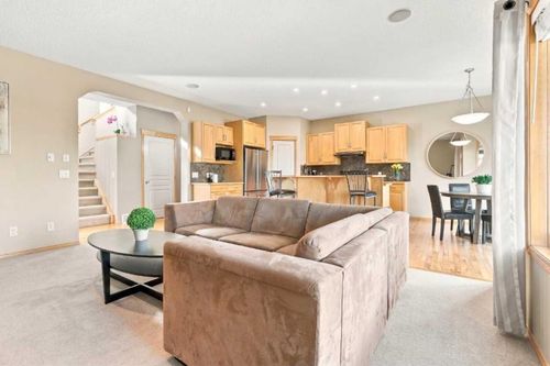112 Eversyde Way Sw, Calgary, AB, T2Y4V5 | Card Image