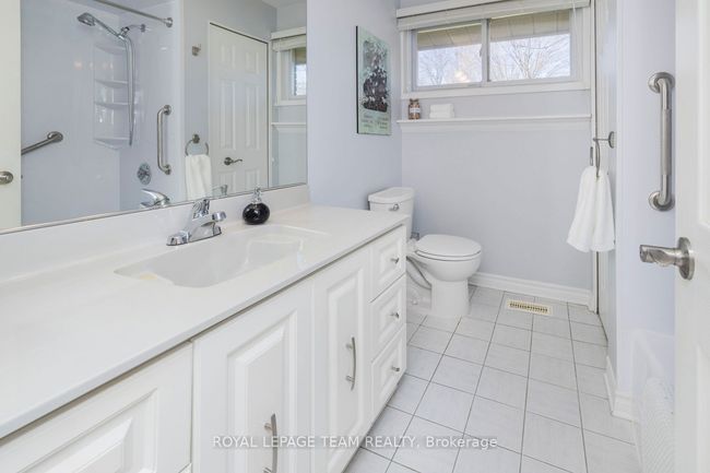 24 Ellery Cres, House other with 3 bedrooms, 2 bathrooms and 4 parking in Nepean ON | Image 33