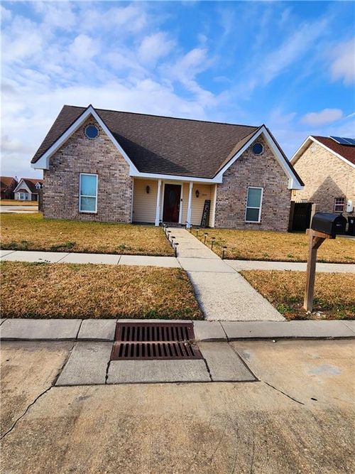 3200 Oak Dr, Violet, LA, 70092-3734 | Card Image