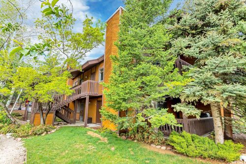 apt-v4-2025 Canyons Resort Dr, Park City, UT, 84098-6645 | Card Image