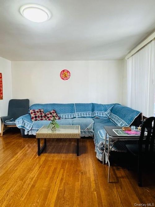 72-20 51st Dr, Woodside, NY, 11377-7614 | Card Image