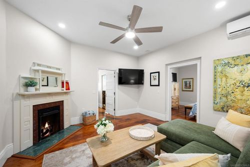 2251 Brant St, San Diego, CA, 92101-1809 | Card Image