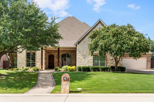 313 Black Walnut Drive, Garland, TX, 75044 | Card Image
