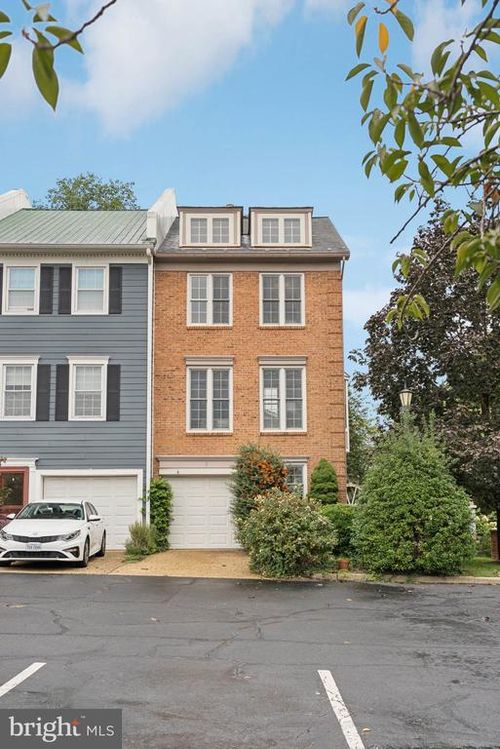 1 Herbert St, ALEXANDRIA, VA, 22305-2629 | Card Image