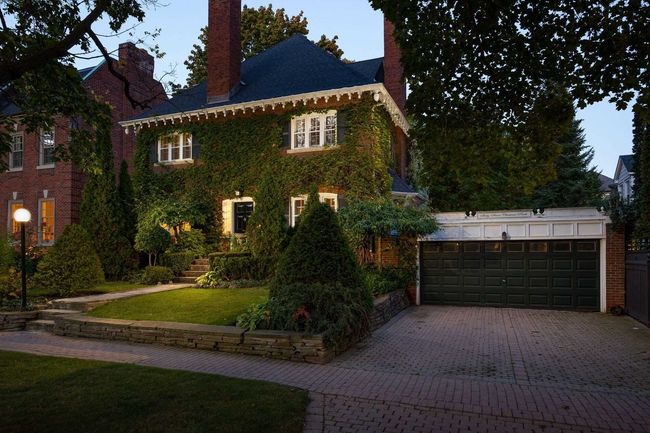 67 Chestnut Park Rd, House other with 5 bedrooms, 5 bathrooms and 4 parking in Toronto ON | Image 15