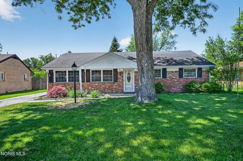 608 Diana Dr, Holland, OH, 43528-8571 | Card Image
