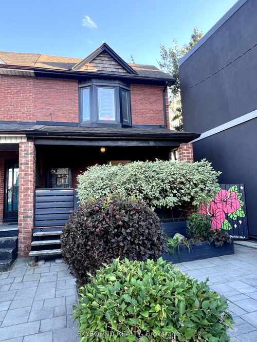 2043 Davenport Rd, Toronto, ON, M6N1C5 | Card Image