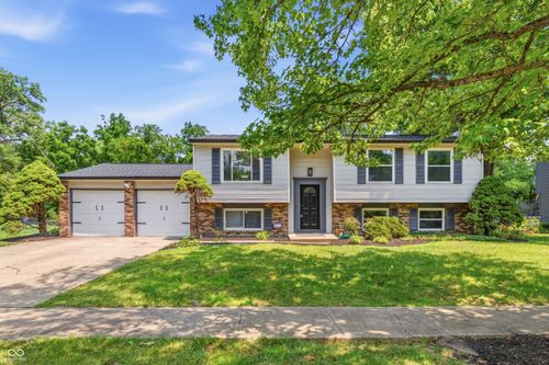 9505 Thornwood Dr, Indianapolis, IN, 46250-1337 | Card Image