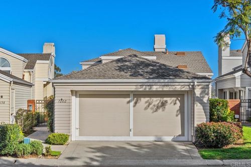 7202 Lantana, Carlsbad, CA, 92011 | Card Image