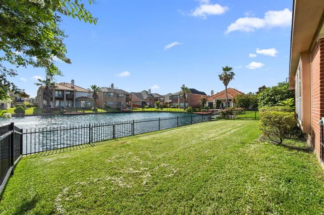 14214 Ayers Rock Rd, House other with 3 bedrooms, 2 bathrooms and 2 parking in Sugar Land TX | Image 31