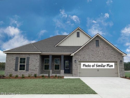 12131 Walker Rd, Ocean Springs, MS, 39564-1105 | Card Image