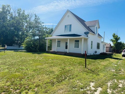 302 Empress Avenue, Monarch, AB, T0L1M0 | Card Image