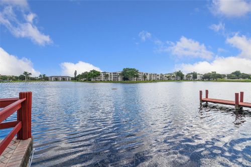 104-9460 Tangerine Pl, Davie, FL, 33324-4437 | Card Image