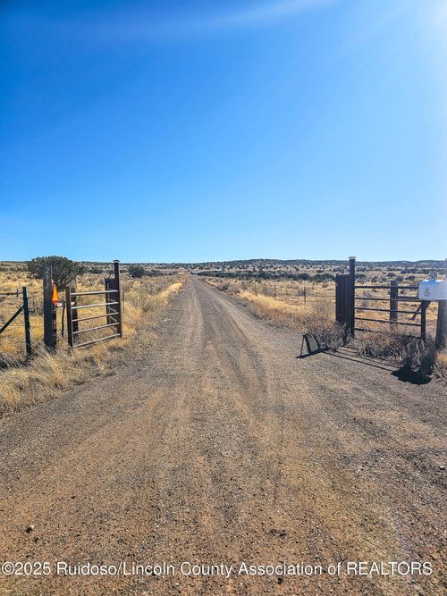 292 Ancho Rd, Ancho, NM, 88301-9035 | Card Image