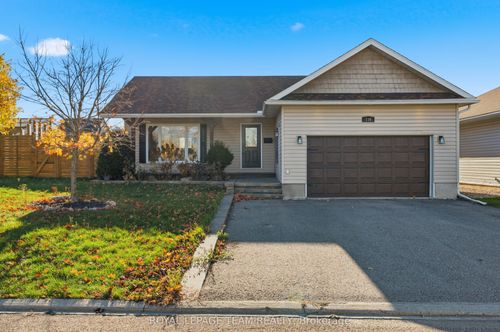 116 Mclachlin St S, Arnprior, ON, K7S3Y5 | Card Image