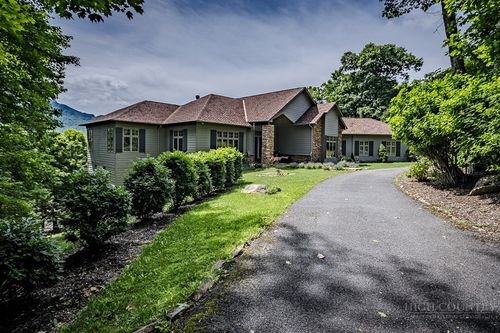 1031 Ridge Dr, Linville, NC, 28646-8139 | Card Image