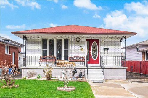 31 Summercrest Dr, Hamilton, ON, L8K6G5 | Card Image