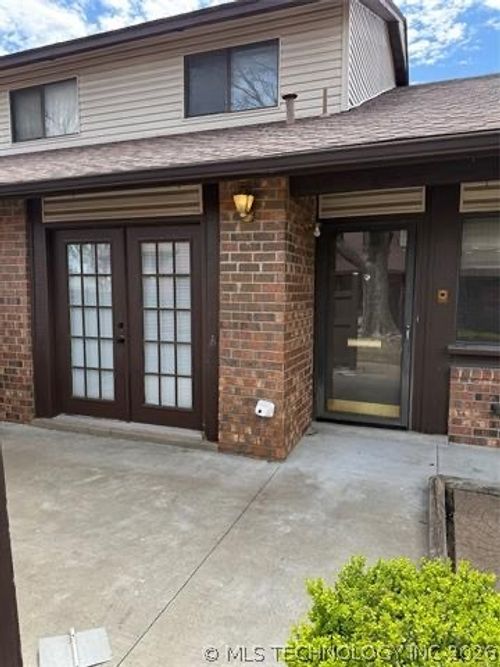 39c-1227 S 110th East Ave, Tulsa, OK, 74128-4225 | Card Image