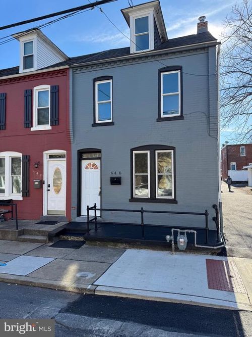 646 1st St, LANCASTER, PA, 17603-3622 | Card Image