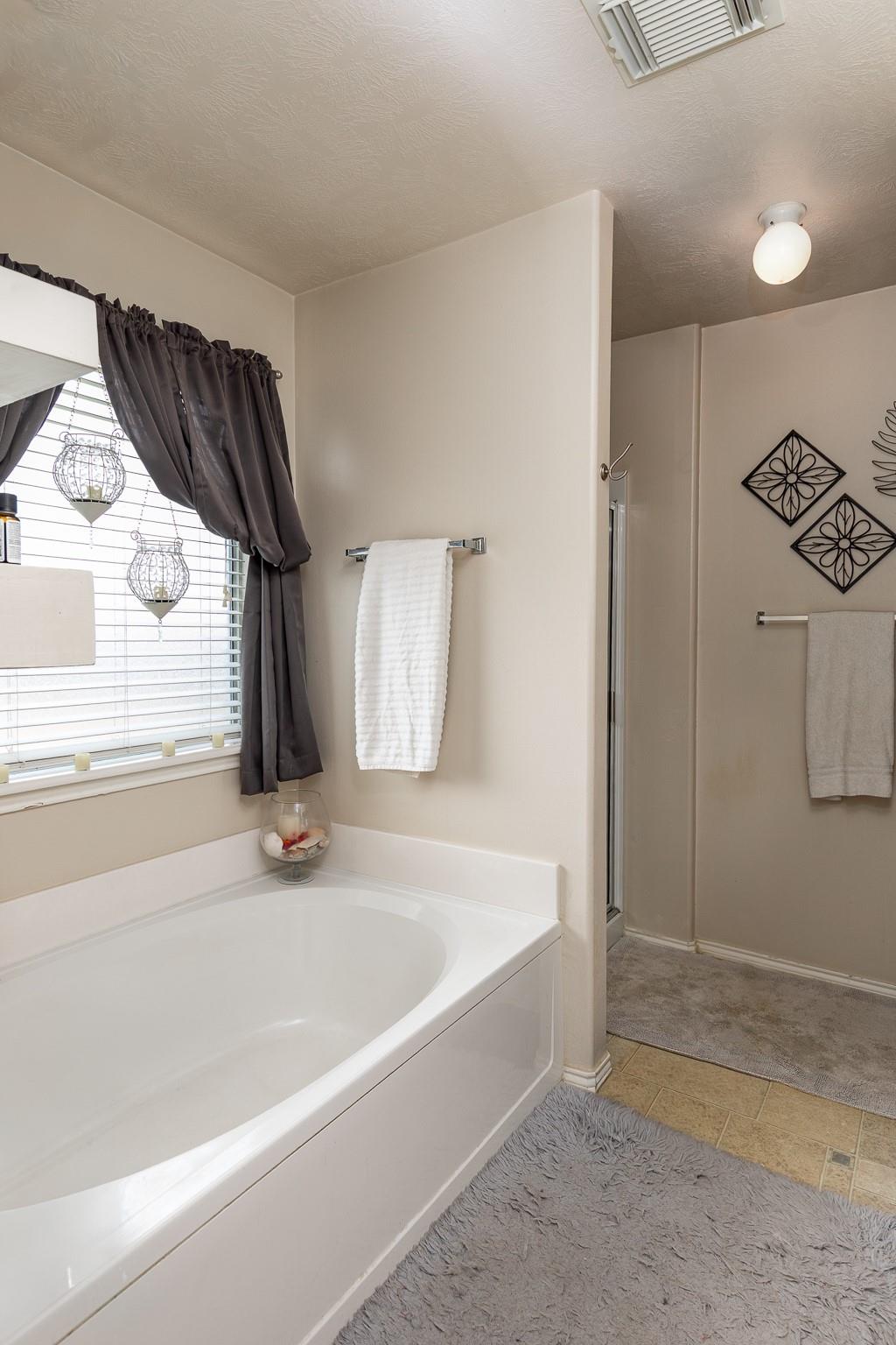 Residential Lease in Spring 5