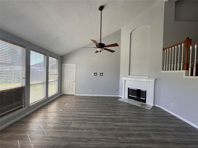 1803 Shadow Haven Ct, House other with 5 bedrooms, 4 bathrooms and 2 parking in Fresno TX | Image 8