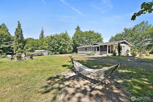 61 Hot Dog Ln, Elma, WA, 98541-9444 | Card Image