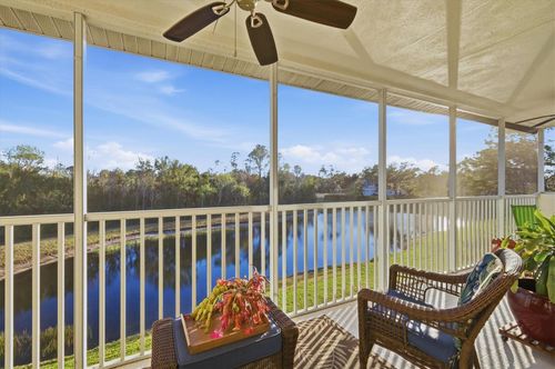 9-202-7518 Marsh Orchid Cir, BRADENTON, FL, 34203-8029 | Card Image