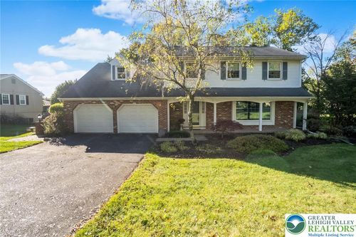 1122 Bellair Dr, ALLENTOWN, PA, 18103-5404 | Card Image