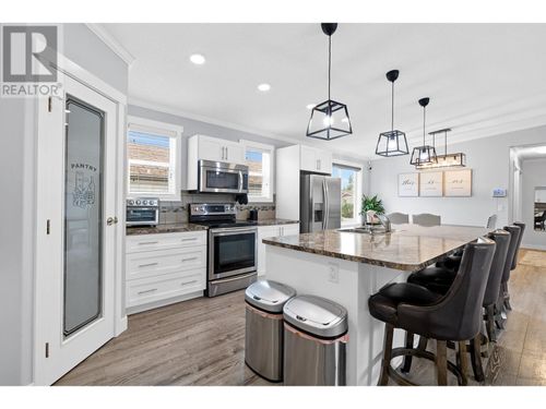 33a-9020 Jim Bailey Rd, Kelowna, BC, V4V1E5 | Card Image
